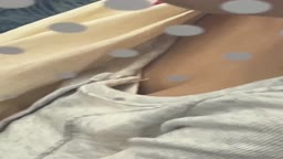 電車内着衣胸