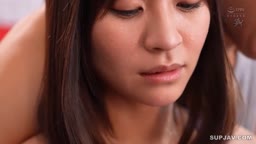 トレーナーのチ〇ポに抵抗できずイキ狂い