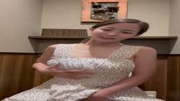 人妻　潮吹きオナニー