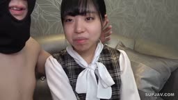 再掲　淫乱陰キャ女子　無許可中出しされ茫然　中にでてますよぉ