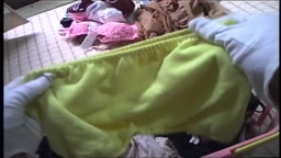 女性宅不法侵入 下着盗撮 完全版  Vol.3　2/4