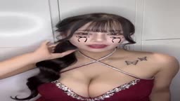 爆乳