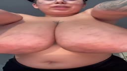 超乳 爆乳