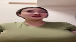 デカ乳