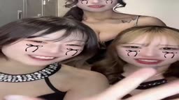 デカ乳　まりな