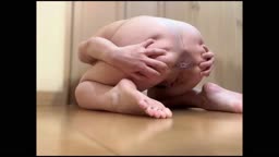 ケツ穴臭い女の媚びポーズ見せ付け 抜き用画像集 音声付き