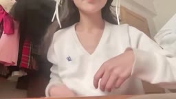 おっぱい見せ
