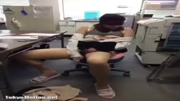 事務所で不倫オナ指示