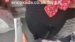 Encoxada shaking soft ass at festival