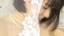チラ乳首6房_美人1人