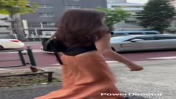 【AI】散歩中の女を脱がす