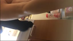 シャワー放尿