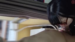 【個人】地味な眼鏡の喪女。安易な借金の代償にしょぼくれたおっさんにキスされ肉棒を咥えさせられ中出しまで特典1