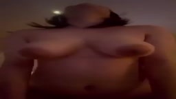 ぽっちゃり爆乳ハメ撮り 騎乗位