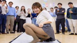 【AI】おパンツ丸見え大回転 5