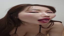 爆乳comchi乳首