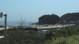 【生ドル ● 素人 ● 海】ビキニの日焼けくっきりギャル‼ びしょ濡れ剛毛マ〇コに生フェラ生挿入‼ 濃厚ザーメン大量レーザー発射‼ 公式シロドラー‼