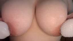 乳首　テンガエッグ