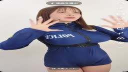 矢●　亜●里