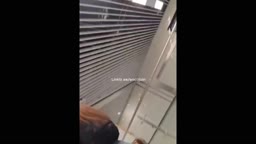 Encoxada Dickflash cum candid