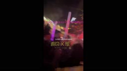 Encoxada Dickflash cum candid