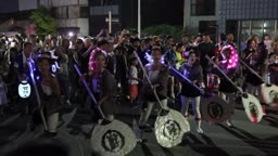 お祭りレディ はみ出るデカパイ①
