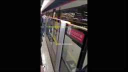 Encoxada Dickflash cum ass