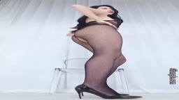 Chinese hot dance