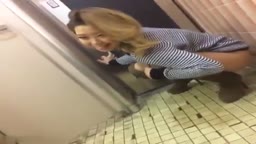 酔っ払いションベン