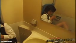 The men do (無)　オフィス3