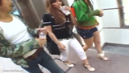 550●Fcup美爆乳にプリクラで手コキ発射‼ 乳首と手マンの3点責めで悶え喘ぐ超敏感美人‼