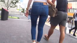 尻