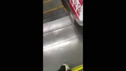 Encoxada Dickflash cum candid