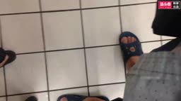 Busy girl on phone get cum