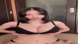 爆乳
