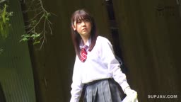【野外露出】羞恥！全裸びしょ濡れカッパ露出のボランティア女子高生【モザイク破壊版】