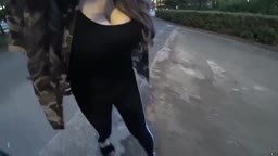 爆乳ギャル　フェラ抜き