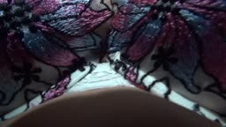 076