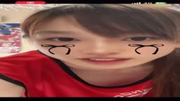 TikTok 胸チラ