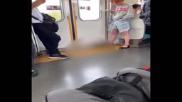 拾い　電車内にて