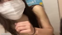 といれで全裸オナ中話しかけられる