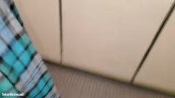 同じフロア住むかわいい子