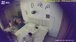 ホテルで楽しむレズビアン 02