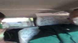タクシー自撮り　ぽろり