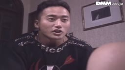 悩殺なオフィスレディ、観月マリさん