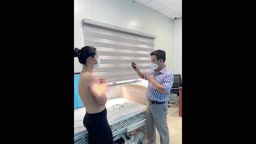 ０２４６　豊胸のための診察中の映り込み　修正ミス