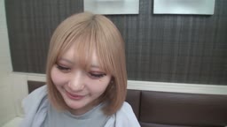 ぴえん系巨乳JDに中出し。