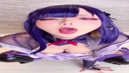 コスプレイヤーおな