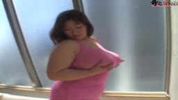 超乳
