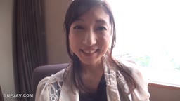 こんなにも清楚で綺麗で奥ゆかしい女性 01